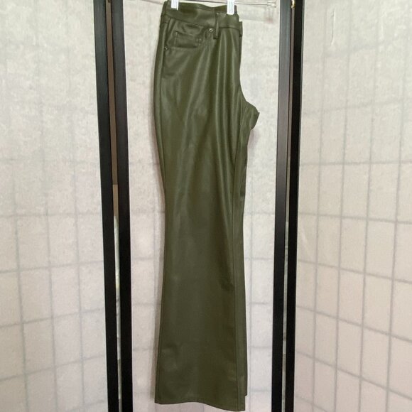 Wild Fable Low Rise Faux Leather Vegan Pleather Flare Jeans Pants Olive NWT 4 - Picture 7 of 13
